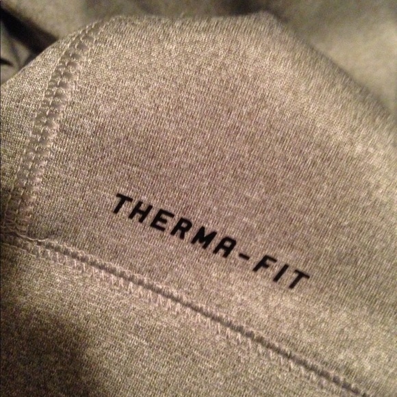 Gray & Black Nike Therma-Fit Sweater - Picture 3 of 6